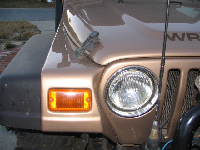 Click image for larger version

Name:	Modification around right headlight.JPG
Views:	100
Size:	54.2 KB
ID:	12522