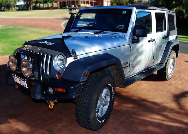 Click image for larger version

Name:	Jeep.jpg
Views:	543
Size:	57.5 KB
ID:	36973