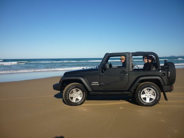Click image for larger version

Name:	Jeep on beach.jpg
Views:	712
Size:	33.3 KB
ID:	40556