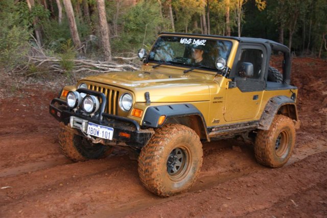 Click image for larger version

Name:	jeep1.jpg
Views:	57
Size:	68.1 KB
ID:	41147