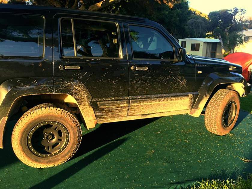 Click image for larger version

Name:	dirty jeep.jpg
Views:	387
Size:	86.4 KB
ID:	71623