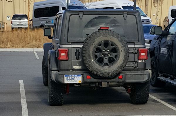 Click image for larger version

Name:	2018-jeep-wrangler-unlimited-rubicon-rear-view-in-colorado.jpg
Views:	308
Size:	46.0 KB
ID:	76591